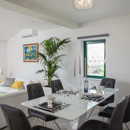 Modern Pjero Apartamento