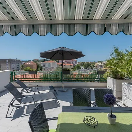 Modern Pjero Apartment