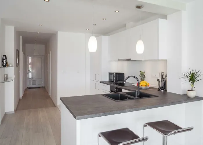 Modern Pjero Apartment *