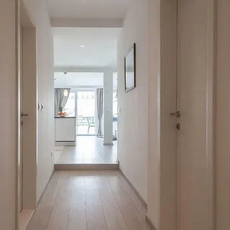 Modern Pjero Apartment