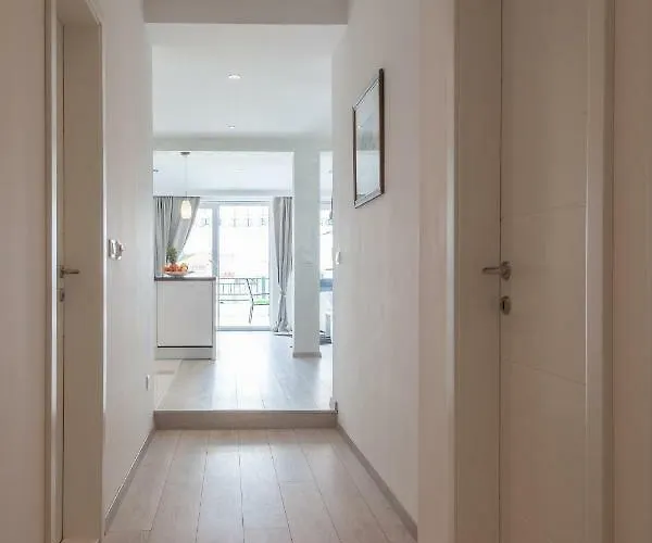 Modern Pjero Апартаменти