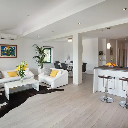 Appartamento Modern Pjero